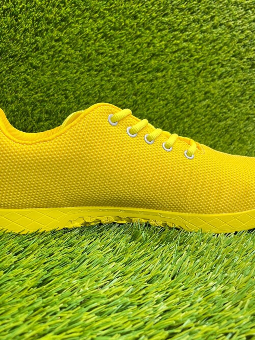 Nobull Lemon Drop Mens Size 12.5 Yellow Running Cross Training Shoes Sneakers - Picture 4 of 10